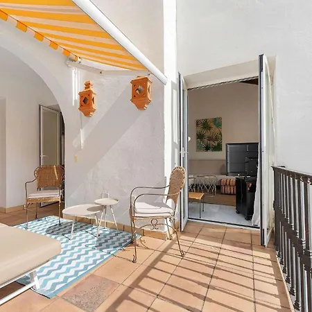 Beautiful Golfside Hideaway