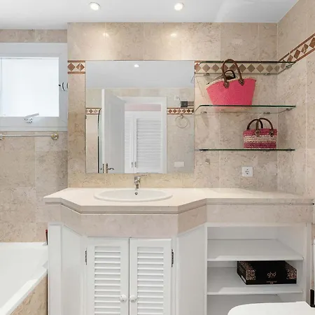 Сasa de vacaciones Beautiful Golfside Hideaway
